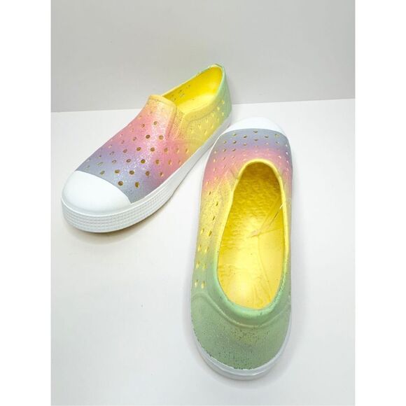 London Fog Girl Shoes Size 3 Rainbow Slip On Casual School Shoes - Picture 5 of 7